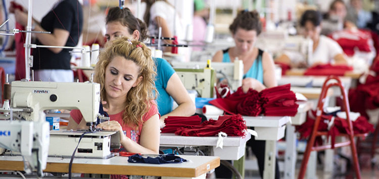 Ekonomi Nasional Paling Bergantung Pada Tekstil